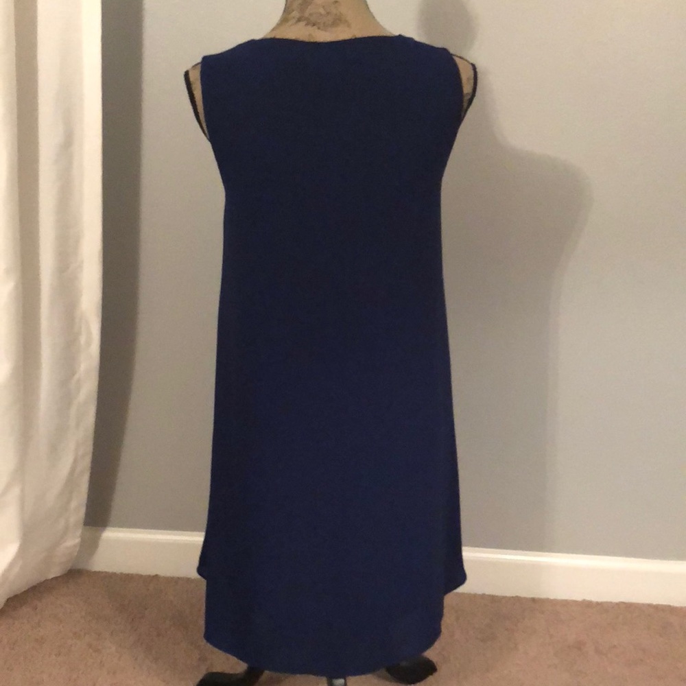 Dress - Picture 3 of 7